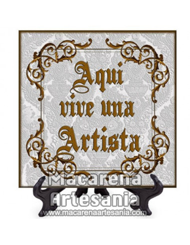 Azulejo cuadrado ideal para regalar a un Artista con el texto "Aqui vive una Artista" en venta en nuestra tienda.