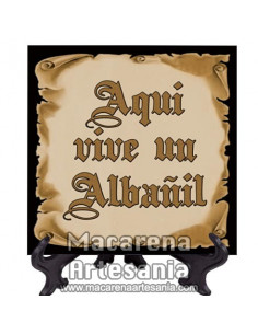 Azulejo para regalar a un Albañil con el texto "Aqui vive un Albañil" en venta en nuestra tienda.